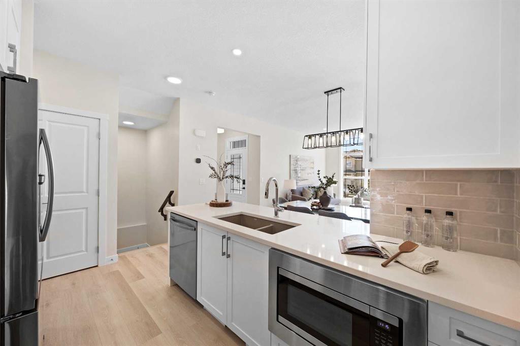 2150 Bayview Drive Sw Airdrie Alberta T4B 5N4 Bayview. Home For Sale