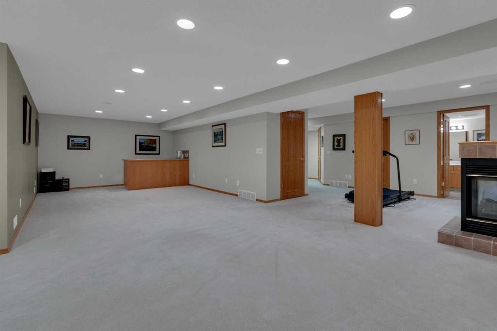 271 Mountain Park Drive Southeast, Calgary – Residential Detached Listing Photo 36