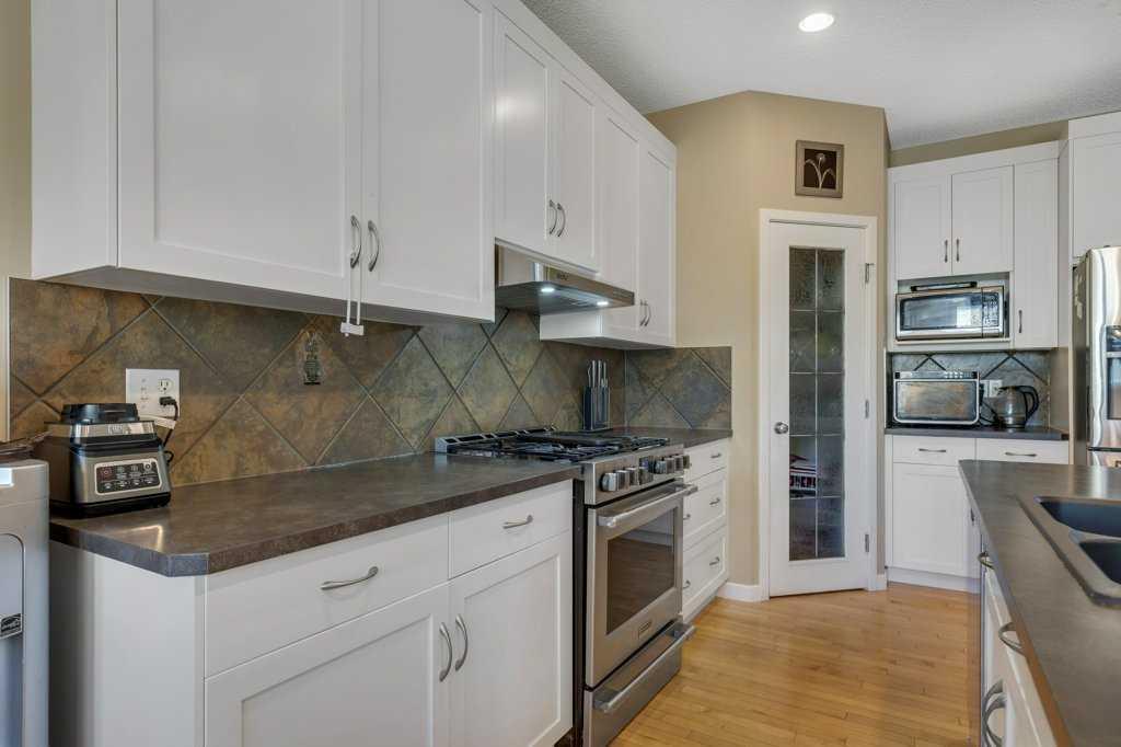 119 Valley Stream Circle Northwest, Calgary – Residential Detached Listing Photo 16