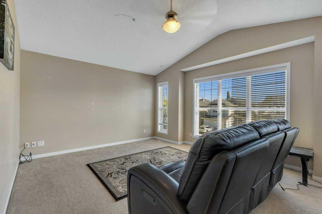 119 Valley Stream Circle Northwest, Calgary – Residential Detached Listing Photo 32