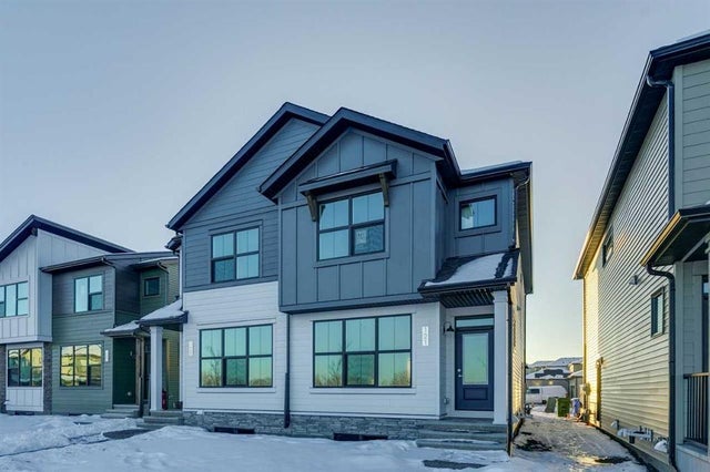 Residential Property for Sale at 121 Silverton Glen Way Southwest, Calgary: MLS®# A2259451