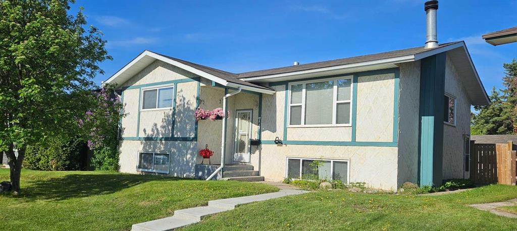 74 Nichols Crescent, Red Deer