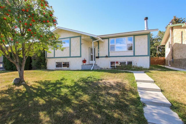 74 Nichols Crescent, Red Deer