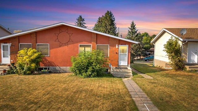 4212 44 Street, Ponoka