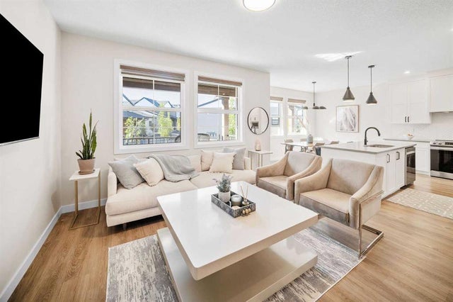 204, 201 Cooperswood Green Sw, Airdrie