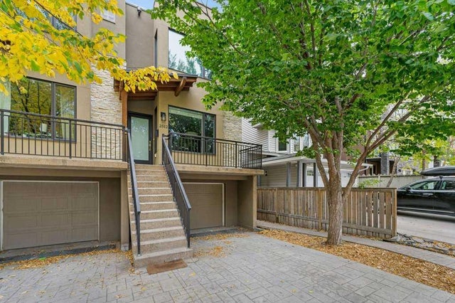 2512 16b Street Sw, Calgary