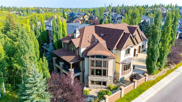 4 Aspen Ridge Bay Sw, Calgary