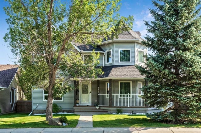 135 Westridge Close, Okotoks