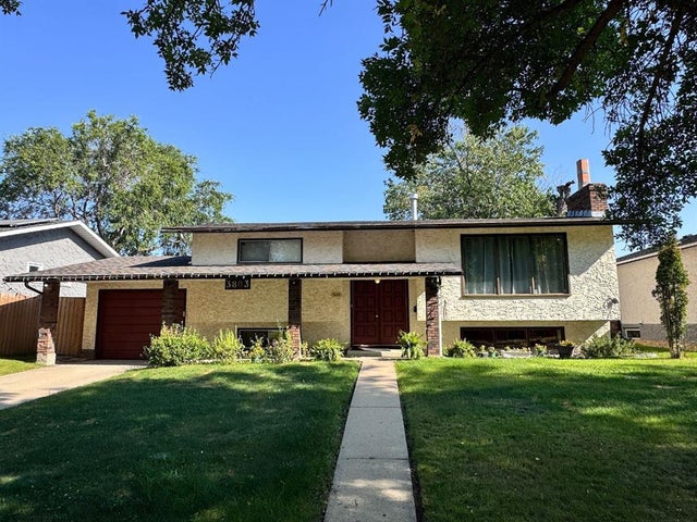 3803 62 Street, Camrose
