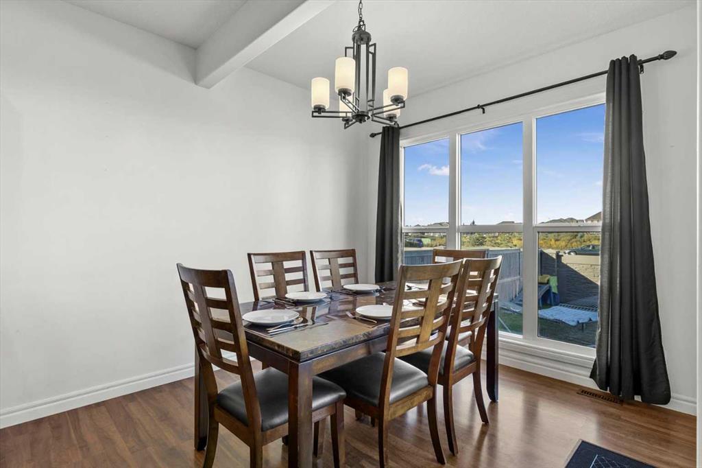 195 Hillcrest Circle Sw Airdrie Alberta T4B0Y6 Hillcrest Home For Sale