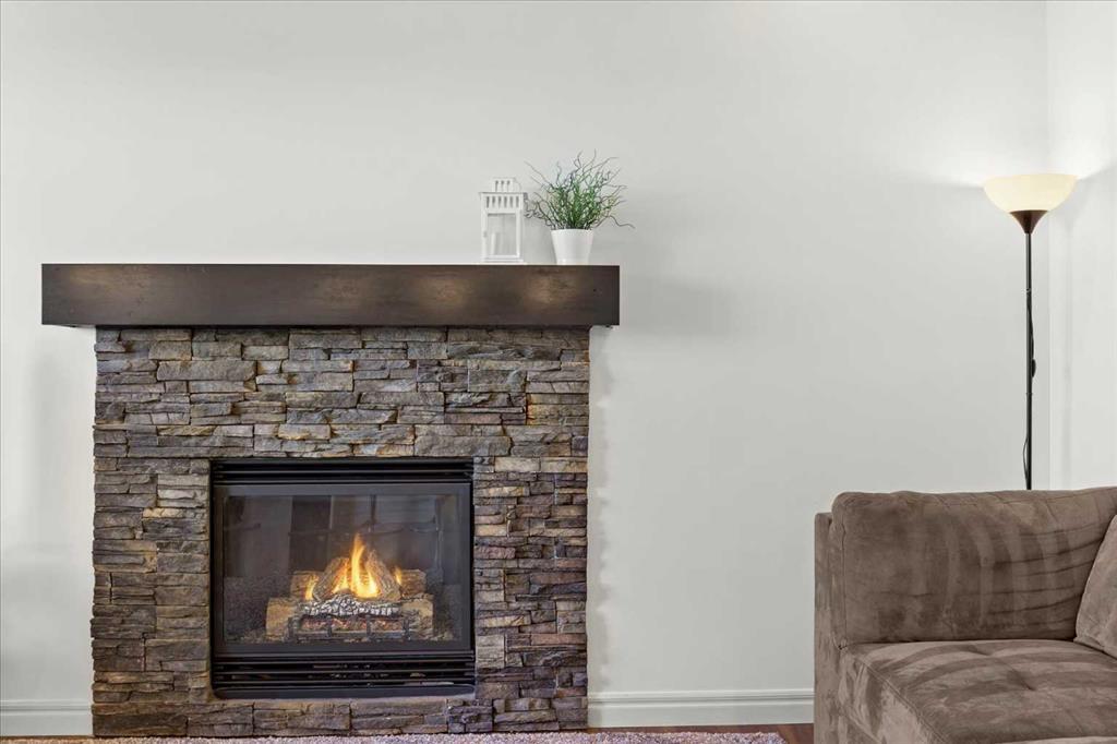 195 Hillcrest Circle Sw Airdrie Alberta T4B0Y6 Hillcrest Home For Sale