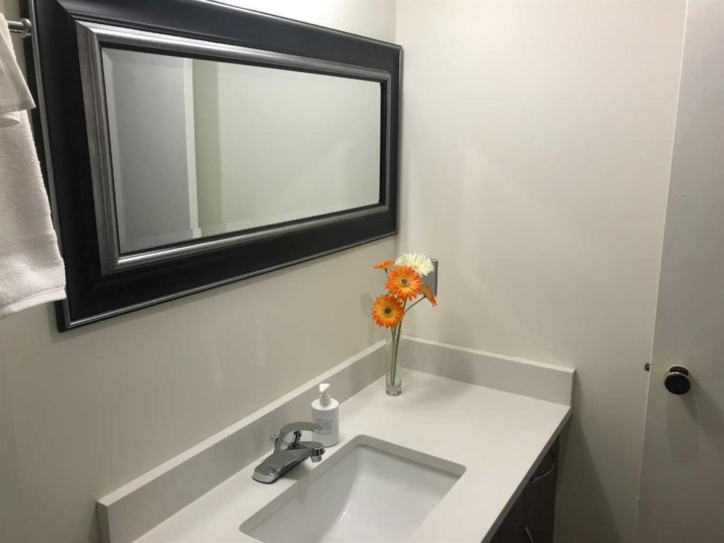 1704, 221 6 Avenue Southeast, Calgary – Residential Apartment Listing Photo 8