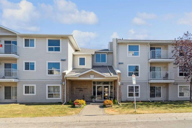 209, 5555 Falsbridge Drive Ne, Calgary