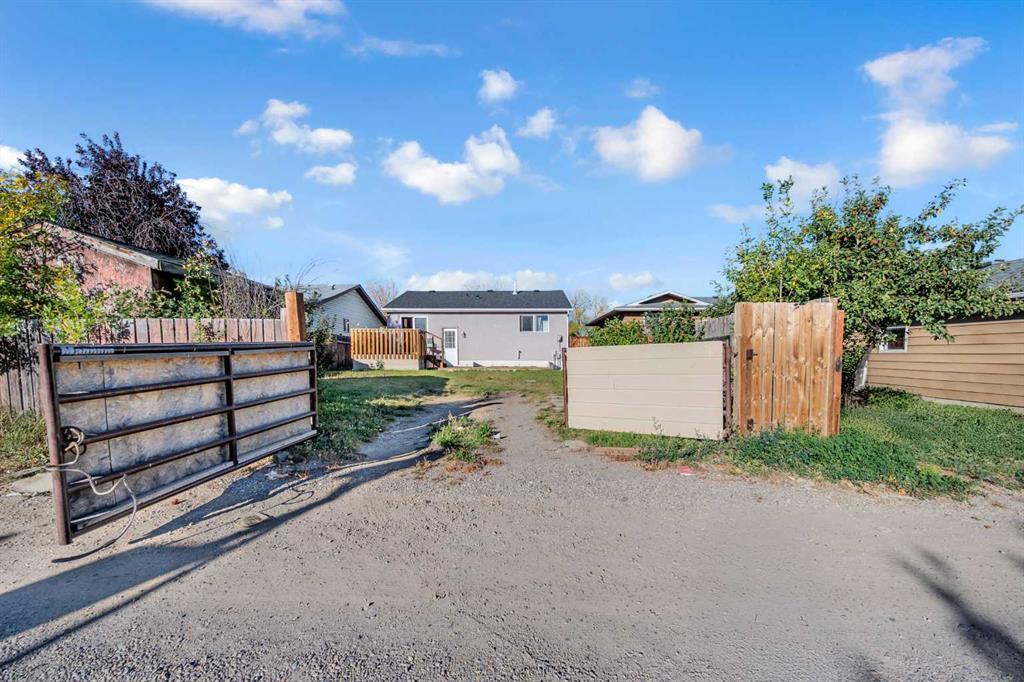 1019 Falworth Road Northeast, Calgary – Residential Detached Listing Photo 35