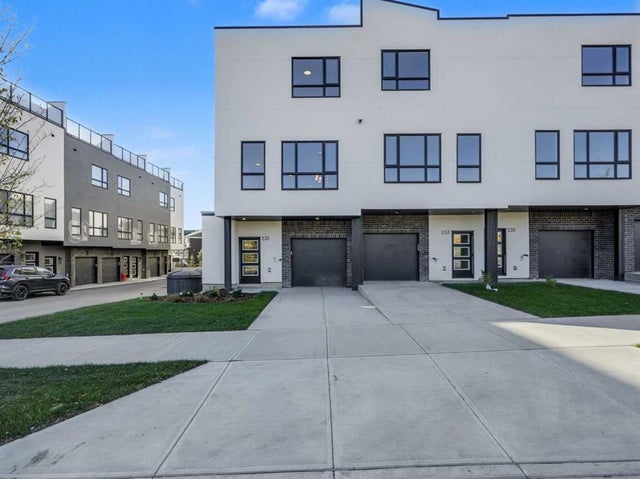 231 Sage Hill Rise Nw, Calgary