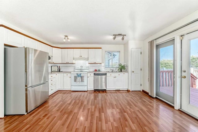 139 Bridlewood Circle Sw, Calgary