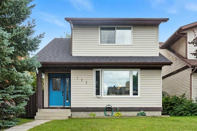 123 Silverstone Road Nw, Calgary