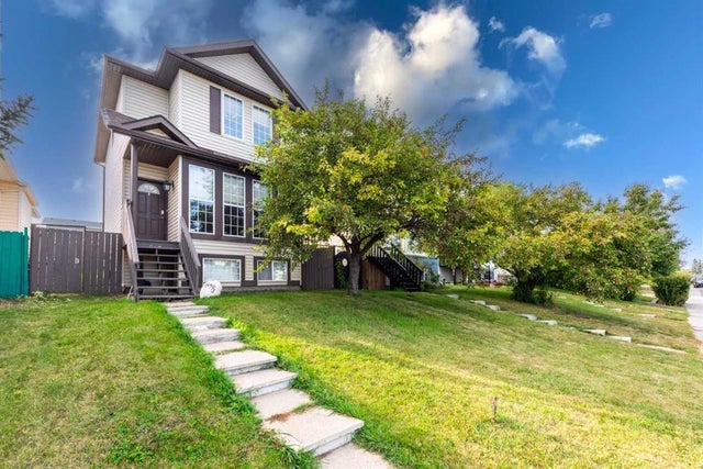 14993 5 Street Sw, Calgary
