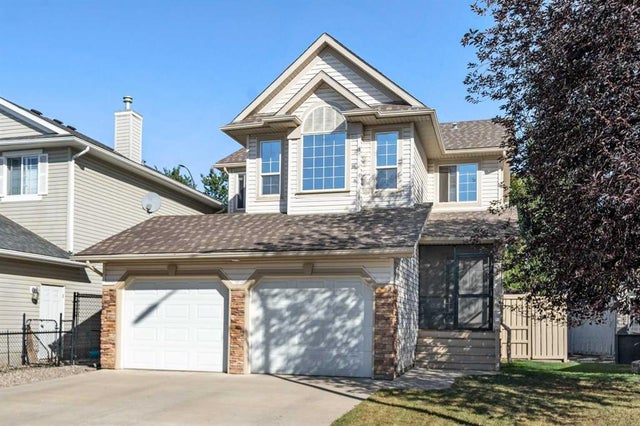 131 Crystalridge Court, Okotoks