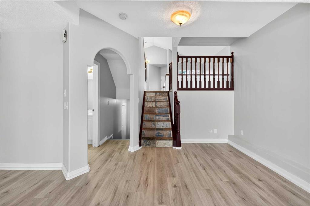 159 Hidden Ranch Circle Northwest, Calgary – Residential Detached Listing Photo 11