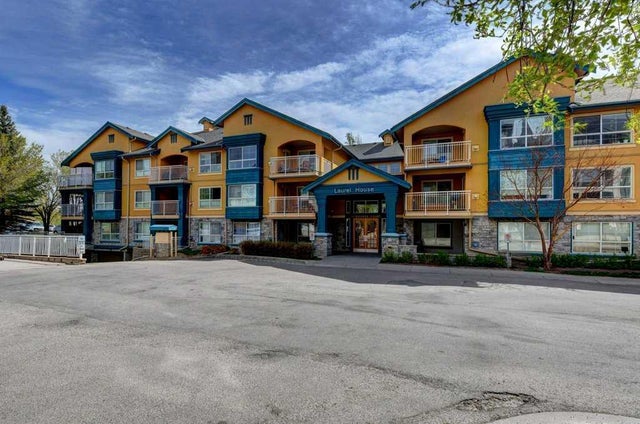 233, 30 Richard Court Sw, Calgary