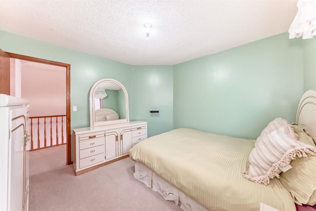 17 Santana Manor Northwest, Calgary – Residential Detached Listing Photo 26