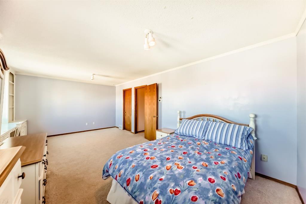 17 Santana Manor Northwest, Calgary – Residential Detached Listing Photo 28