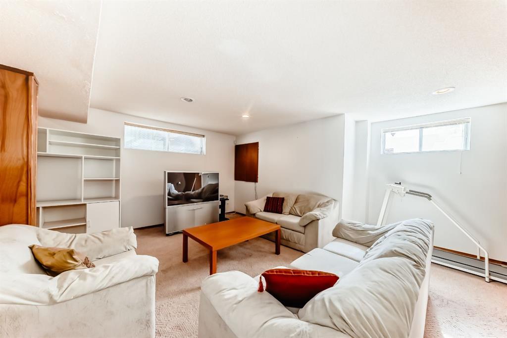 17 Santana Manor Northwest, Calgary – Residential Detached Listing Photo 33