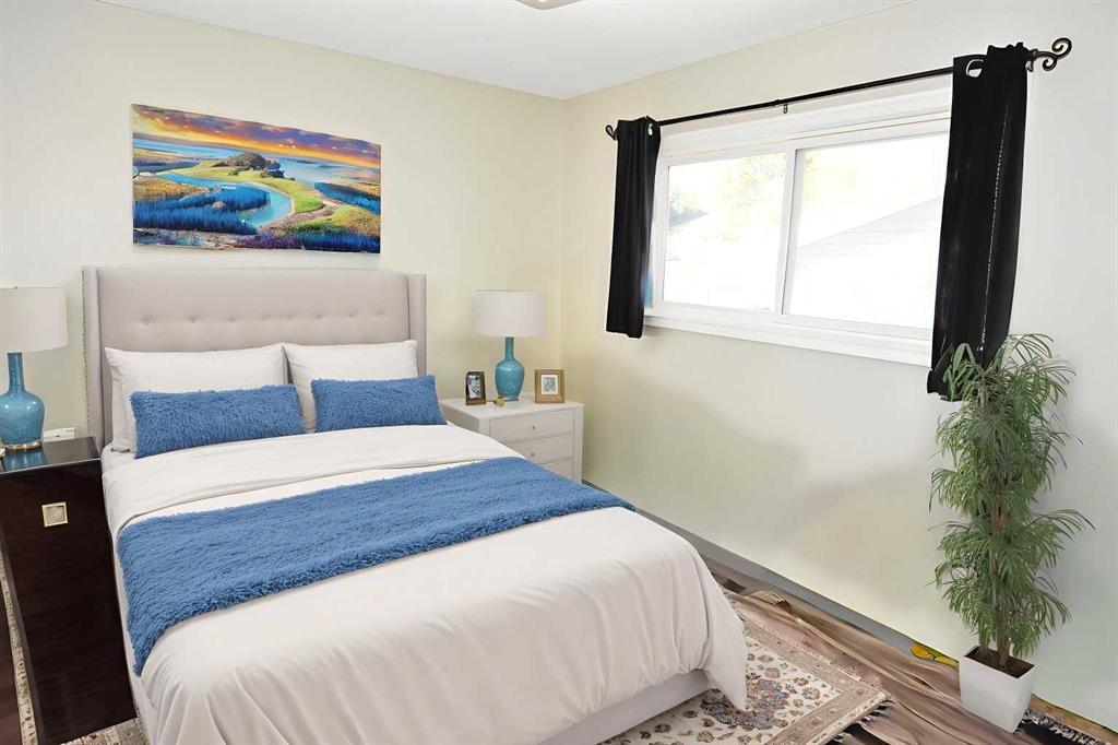 112 Woodvale Road Southwest, Calgary – Residential Detached Listing Photo 10