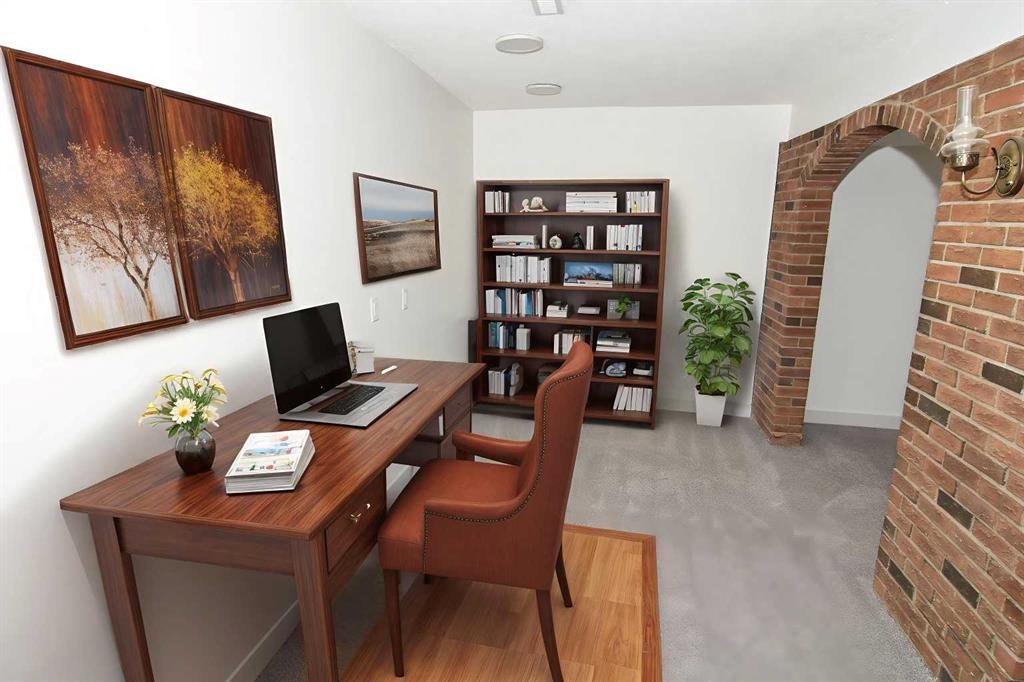 112 Woodvale Road Southwest, Calgary – Residential Detached Listing Photo 16