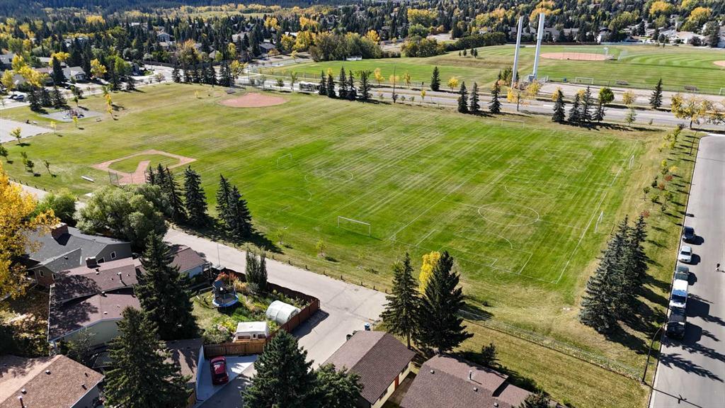 112 Woodvale Road Southwest, Calgary – Residential Detached Listing Photo 27