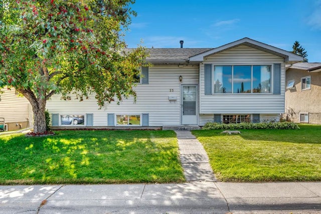 23 Brazeau Crescent Sw, Calgary