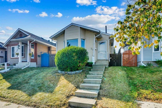20 Tararidge Close Ne, Calgary