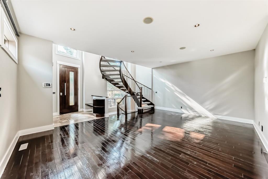 2428 31 Avenue Sw Calgary Alberta T2T 1T8 Richmond Home For Sale