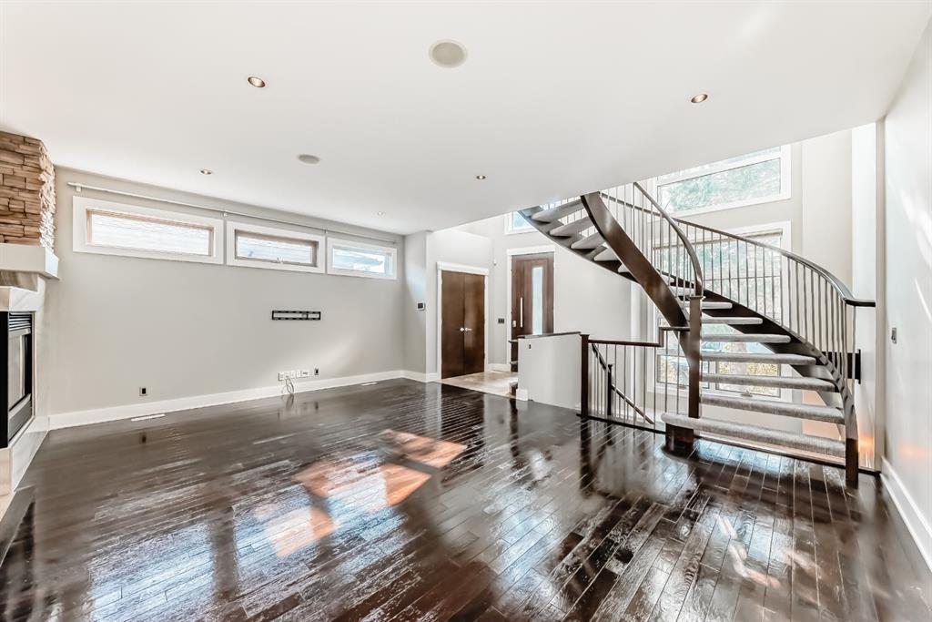 2428 31 Avenue Sw Calgary Alberta T2T 1T8 Richmond Home For Sale