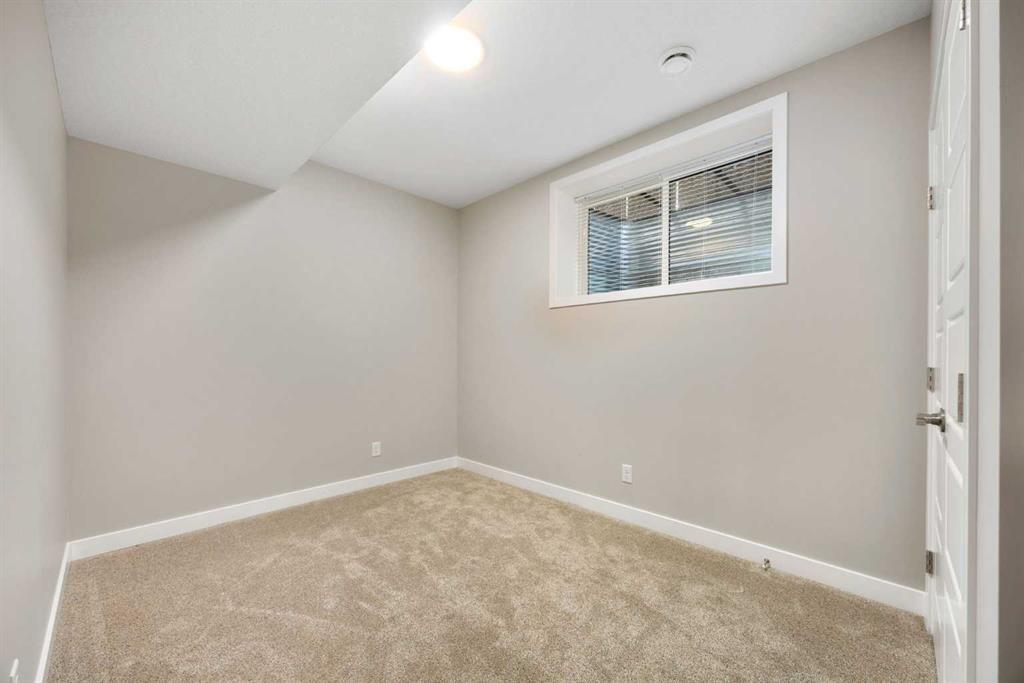 84 Riviera Court, Cochrane – Residential Semi Detached Listing Photo 27