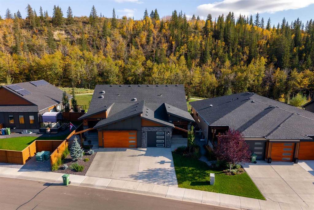 84 Riviera Court, Cochrane – Residential Semi Detached Listing Photo 2