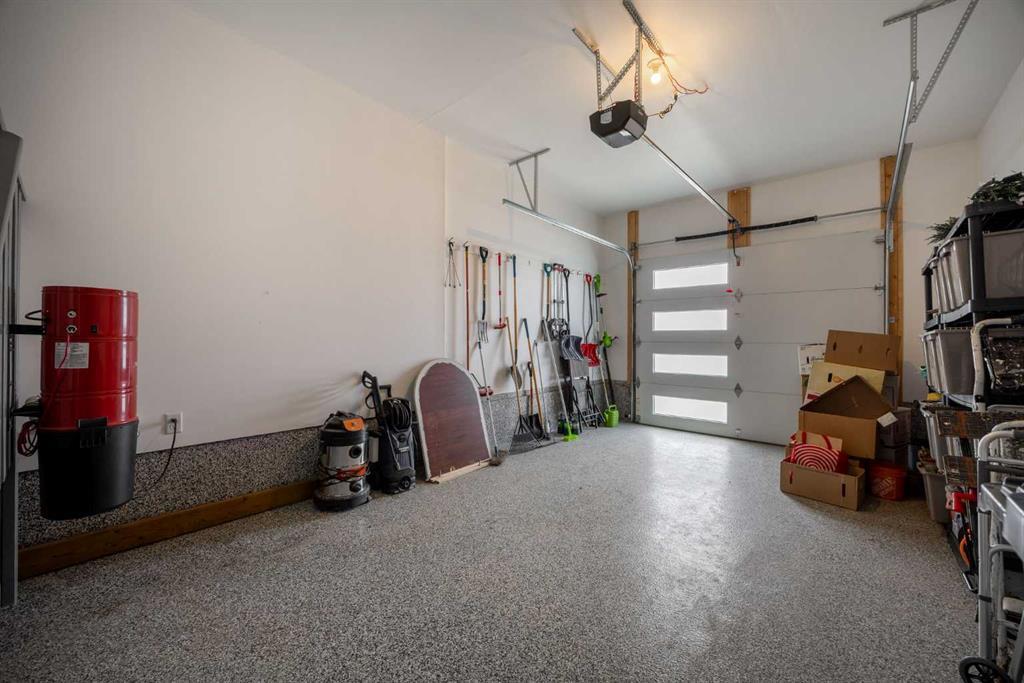 84 Riviera Court, Cochrane – Residential Semi Detached Listing Photo 33