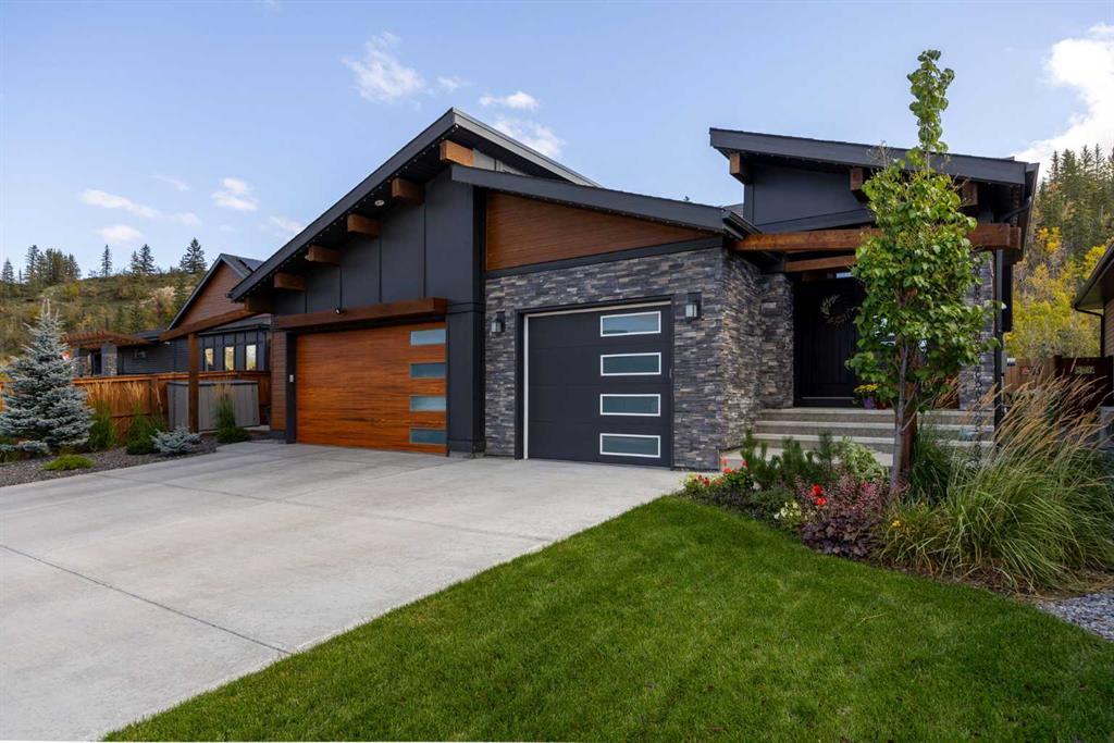 84 Riviera Court, Cochrane – Residential Semi Detached Listing Photo 5