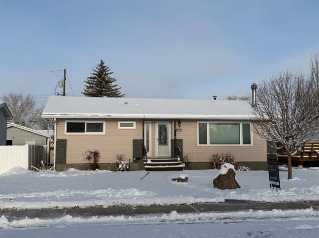 409 12 Street E, Drumheller