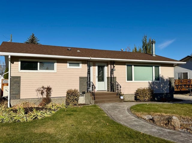 409 12 Street E, Drumheller
