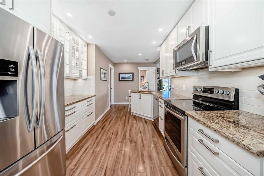 704, 39 Hidden Creek Place Northwest, Calgary – Residential Row/Townhouse Listing Photo 22