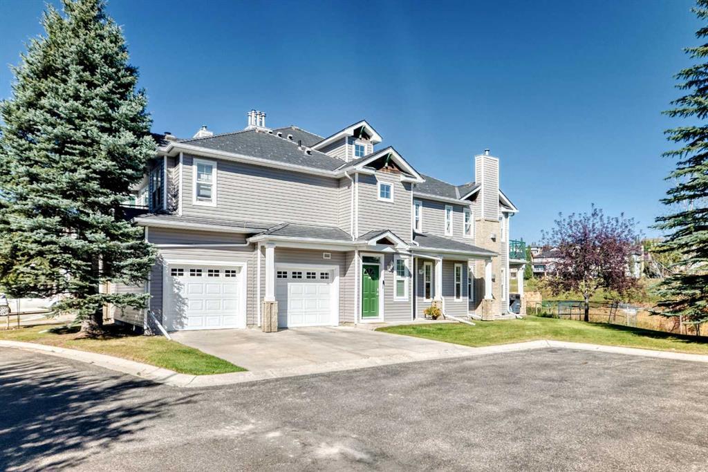 704, 39 Hidden Creek Place Northwest, Calgary – Residential Row/Townhouse Listing Photo 2