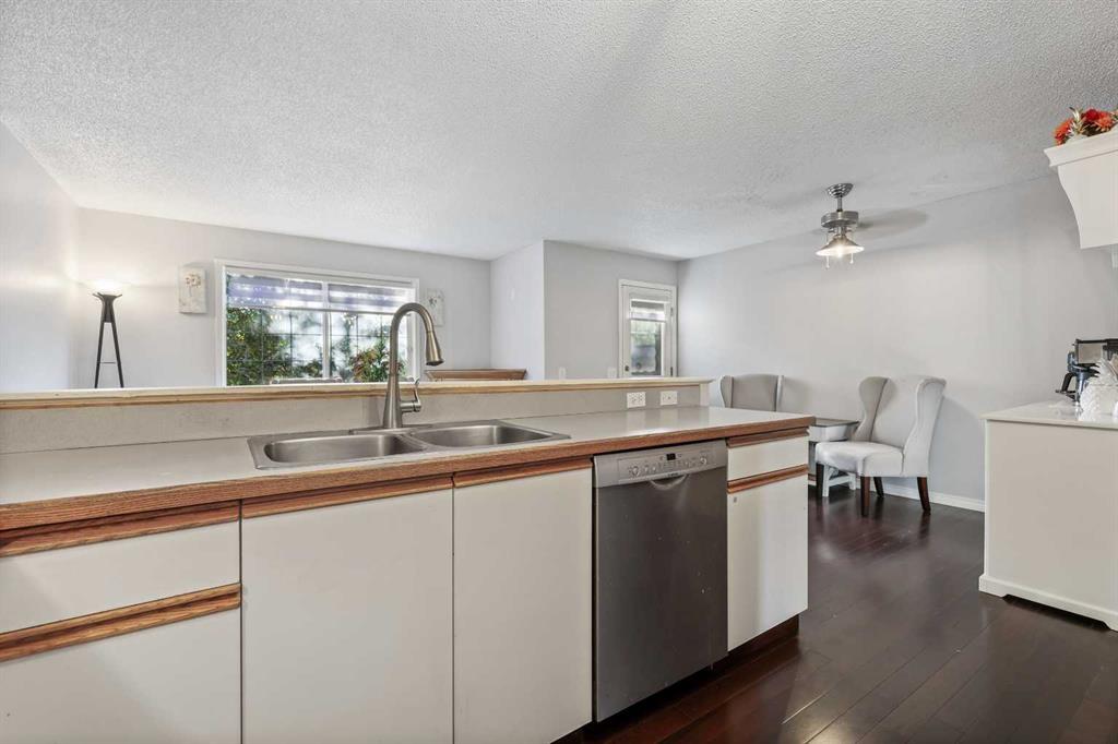 156 Martin Crossing Court Northeast, Calgary – Residential Row/Townhouse Listing Photo 14