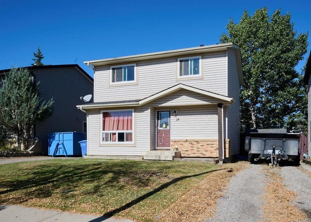 24 Hunters Gate, Okotoks