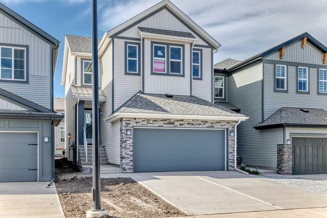 29 Bartlett Way Se, Calgary