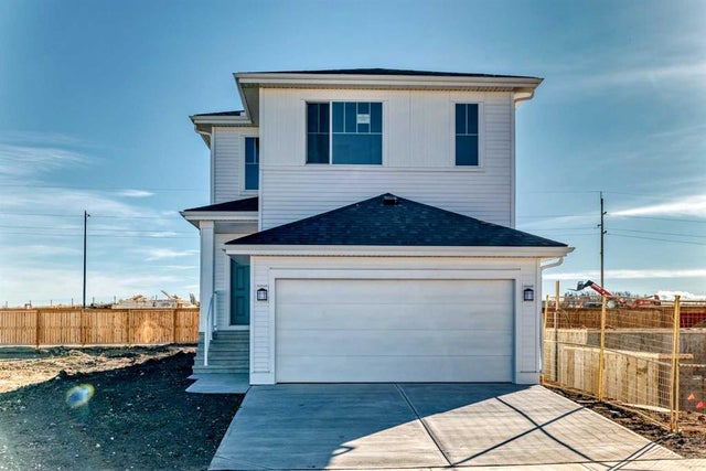 81 Southborough Square, Cochrane