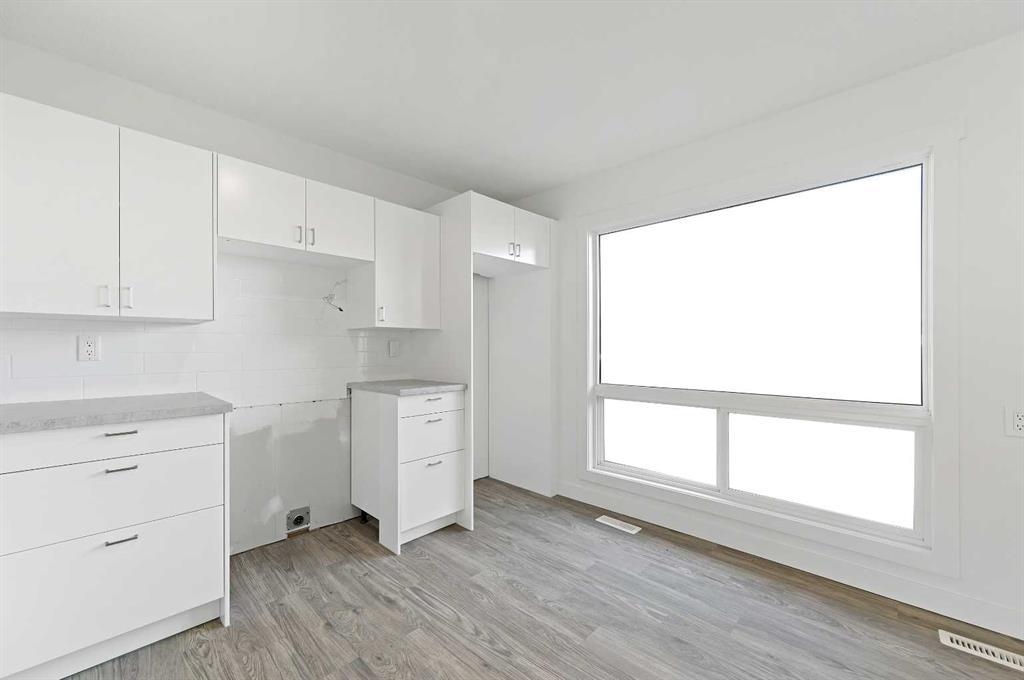 4, 220 Erin Mount Crescent Southeast, Calgary – Residential Row/Townhouse Listing Photo 4