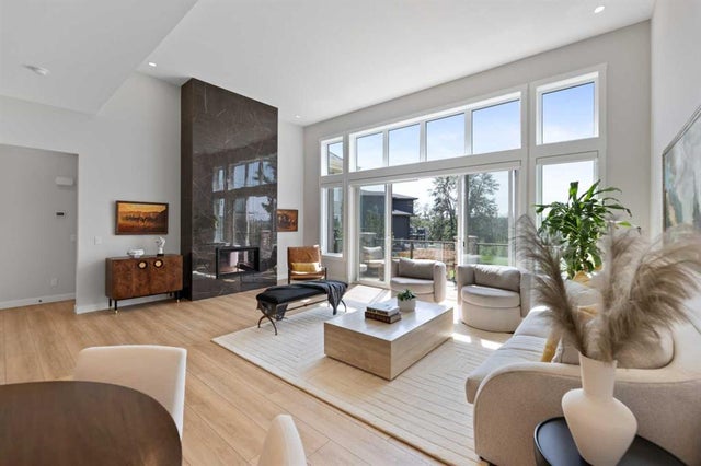 49 Cranbrook Cape Se, Calgary