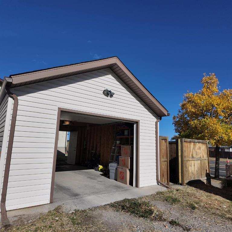 8432 Berkley Road Northwest, Calgary – Residential Semi Detached Listing Photo 43